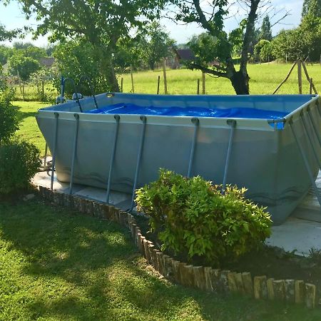 Les Petits self contained 2 bedroom apartment Molieres (Dordogne) Extérieur photo