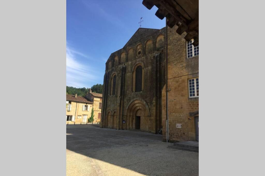 Les Petits self contained 2 bedroom apartment Molieres (Dordogne) Extérieur photo